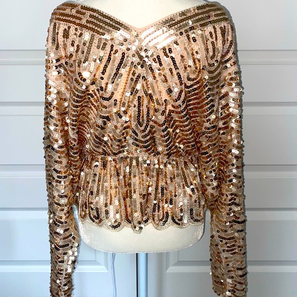 Beautiful Sequin Top - Picture 2 of 4